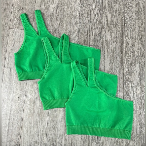 NWT Camila Coelho Sport Belmira Bra In Kelly Green Size S/M